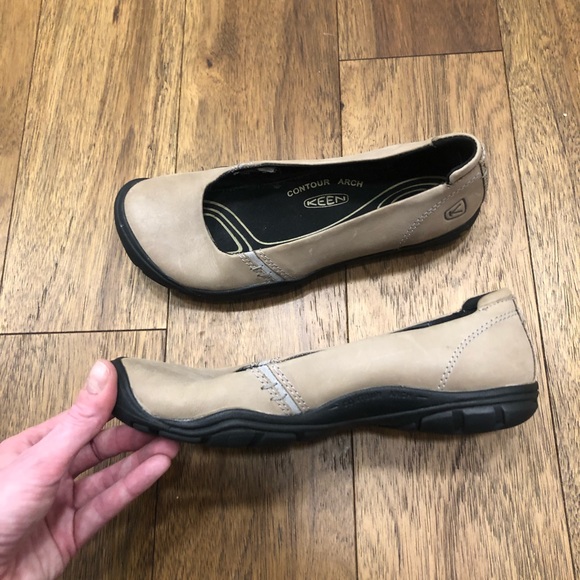 Keen size 7 leather slip on shoes flats contour arch - Picture 6 of 10